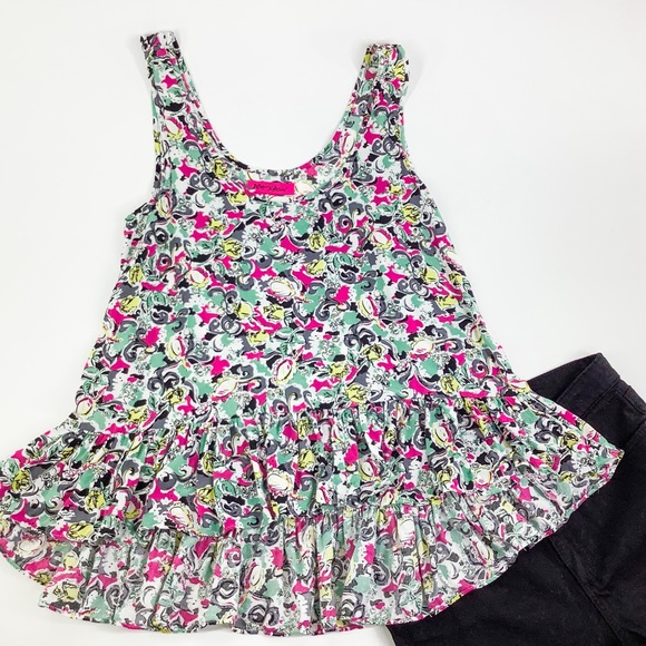 Betsey Johnson Tops - BETSEY JOHNSON FLORAL RUFFLED HEM TANK TOP SIZE SMALL